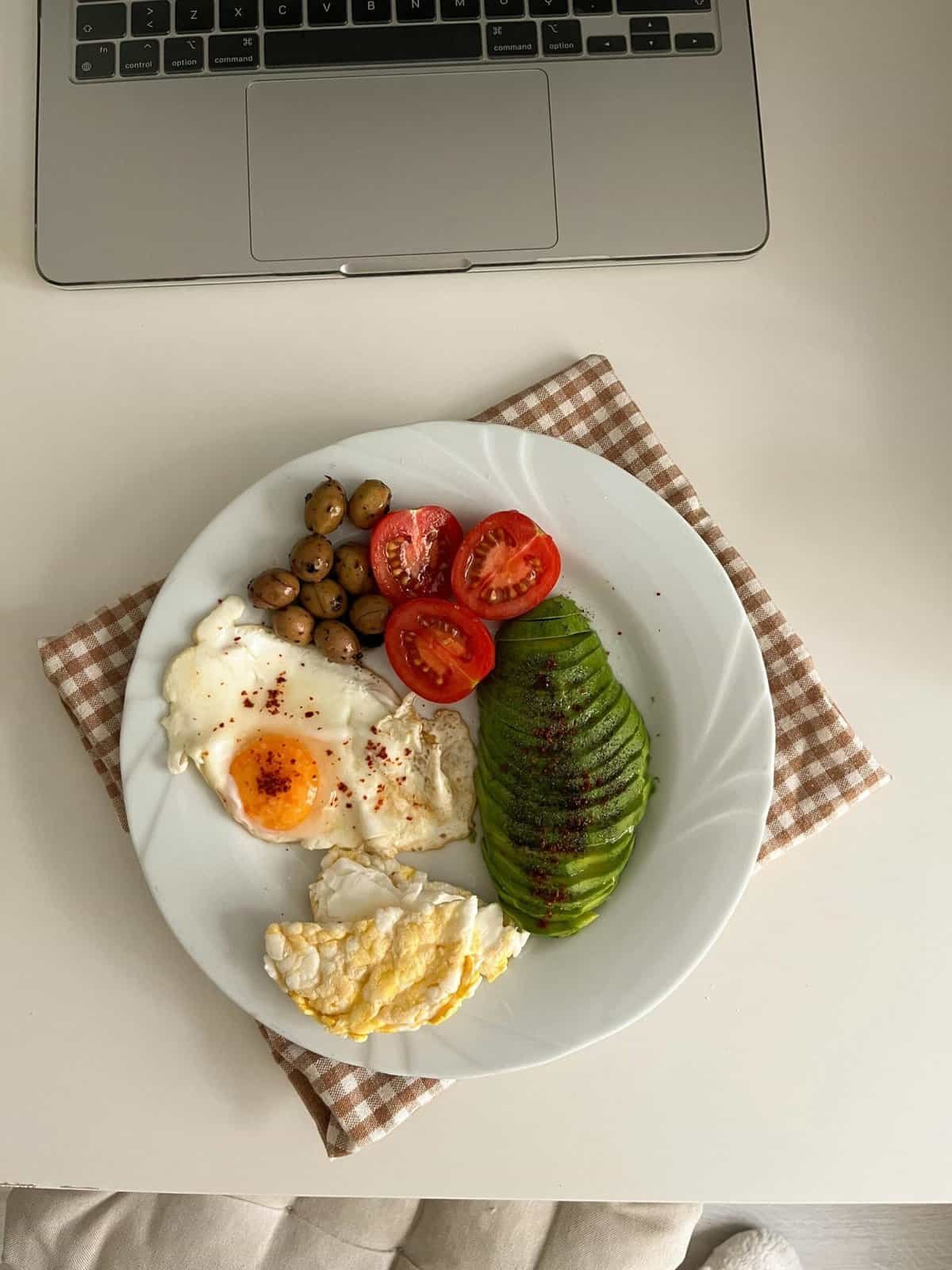 What Are The Best Ways To Cook Nopal With Meat?